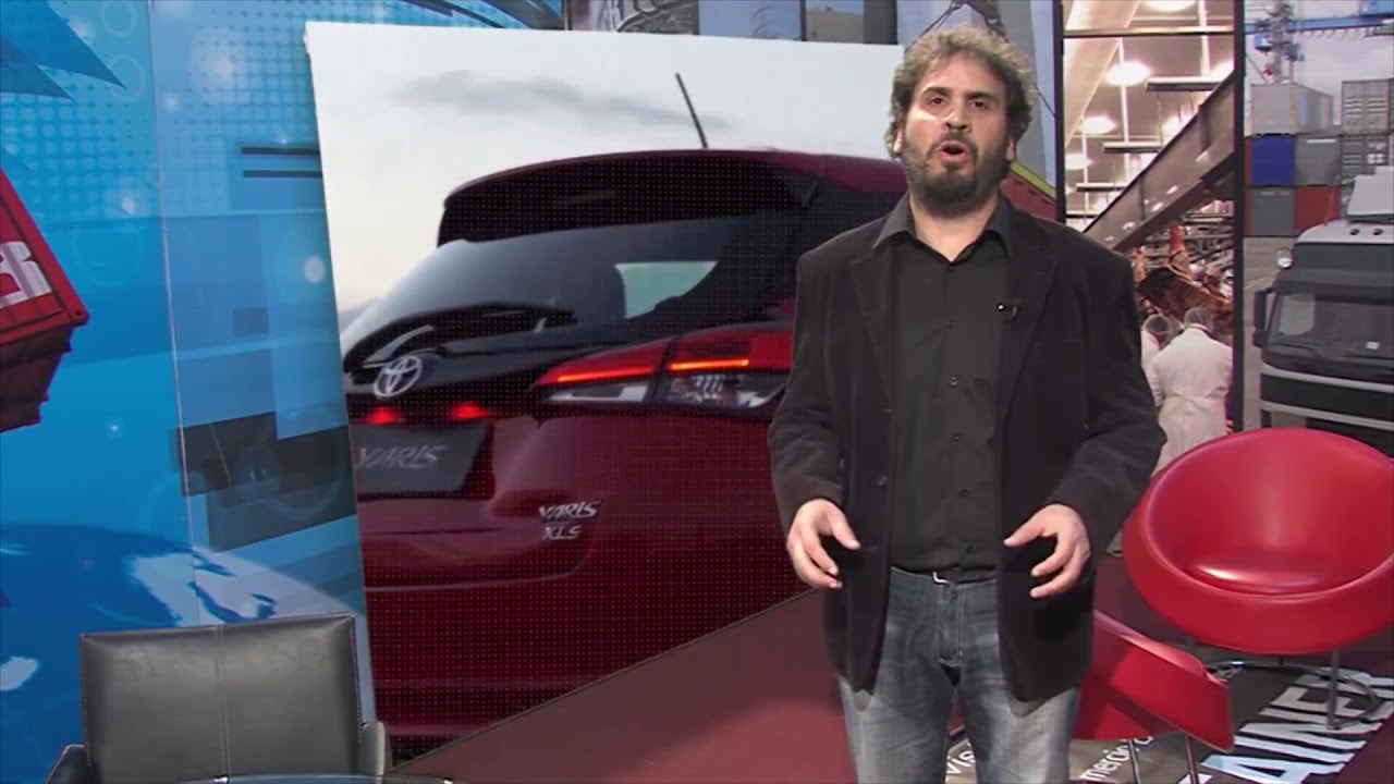 Presentamos el nuevo Toyota Yaris Presentamos el nuevo Toyota Yaris