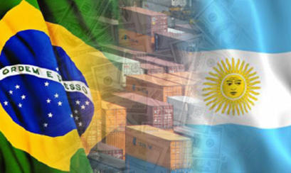 Por primera vez en el año, la balanza comercial con Brasil volvió a terreno negativo