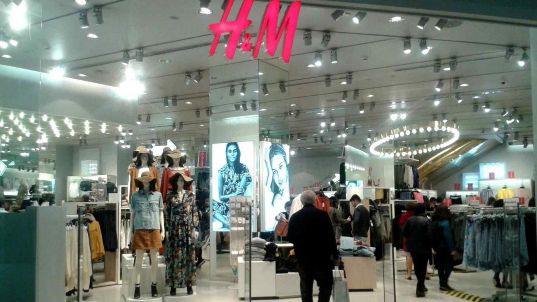 La marca de indumentaria H&M llega a Argentina en un formato “outlet”