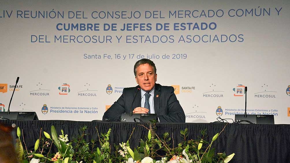 Dujovne: “El 2020 será un muy buen año para el crecimiento económico” Dujovne: “El 2020 será un muy buen año para el crecimiento económico”