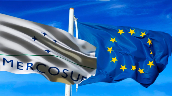 Francia condiciona la ratificación del acuerdo a que Brasil acepte normas ambientales Francia condiciona la ratificación del acuerdo a que Brasil acepte normas ambientales