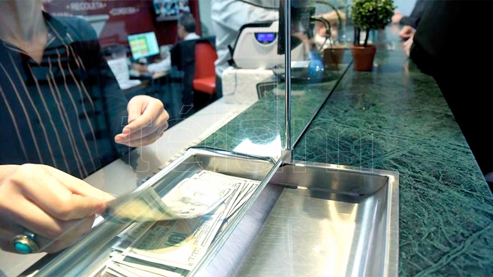 El dólar cotiza a $ 62 en el Banco Nación El dólar cotiza a $ 62 en el Banco Nación
