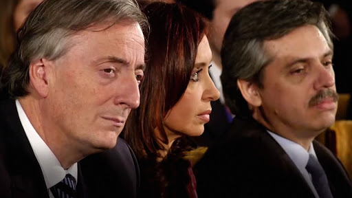 A las trompadas por la “maldición” A las trompadas por la “maldición”