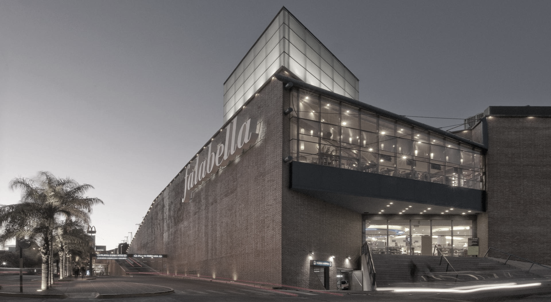 Complicada con las importaciones, Falabella también cierra en Córdoba Complicada con las importaciones, Falabella también cierra en Córdoba