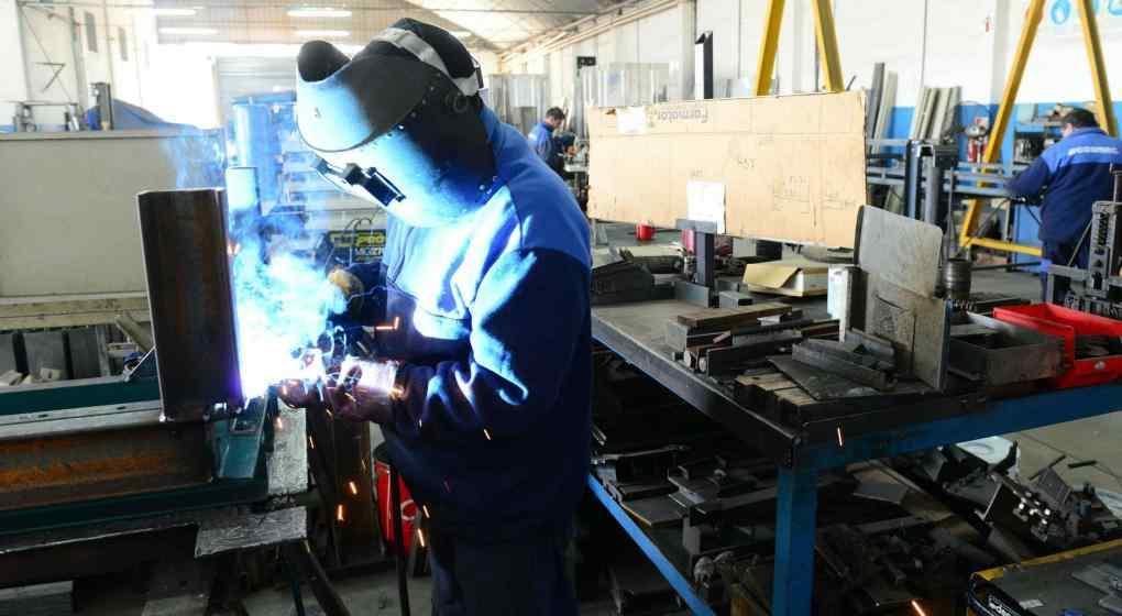 La industria ya prevé un golpe por el recrudecimiento de la pandemia en Córdoba La industria ya prevé un golpe por el recrudecimiento de la pandemia en Córdoba