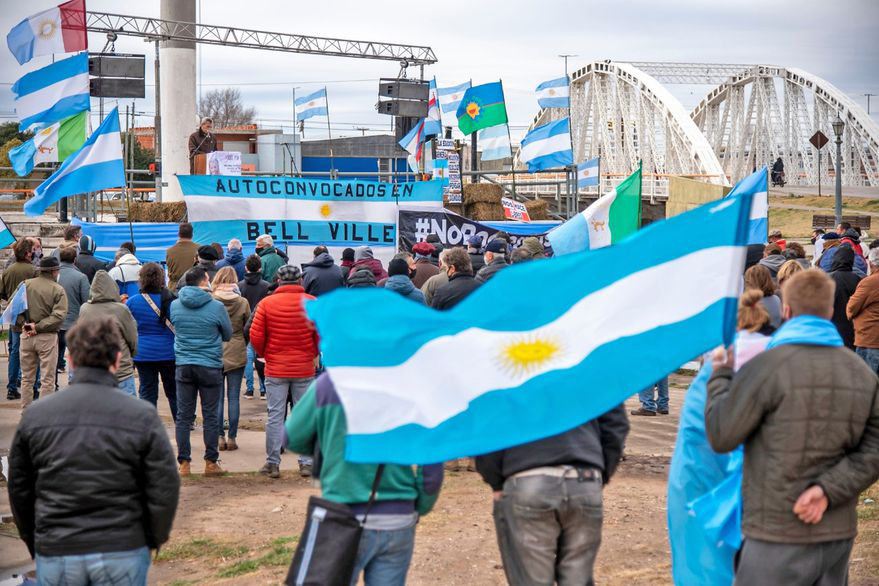 ¿Desinversión en el agro? Se vendieron menos cosechadoras en el primer semestre ¿Desinversión en el agro? Se vendieron menos cosechadoras en el primer semestre