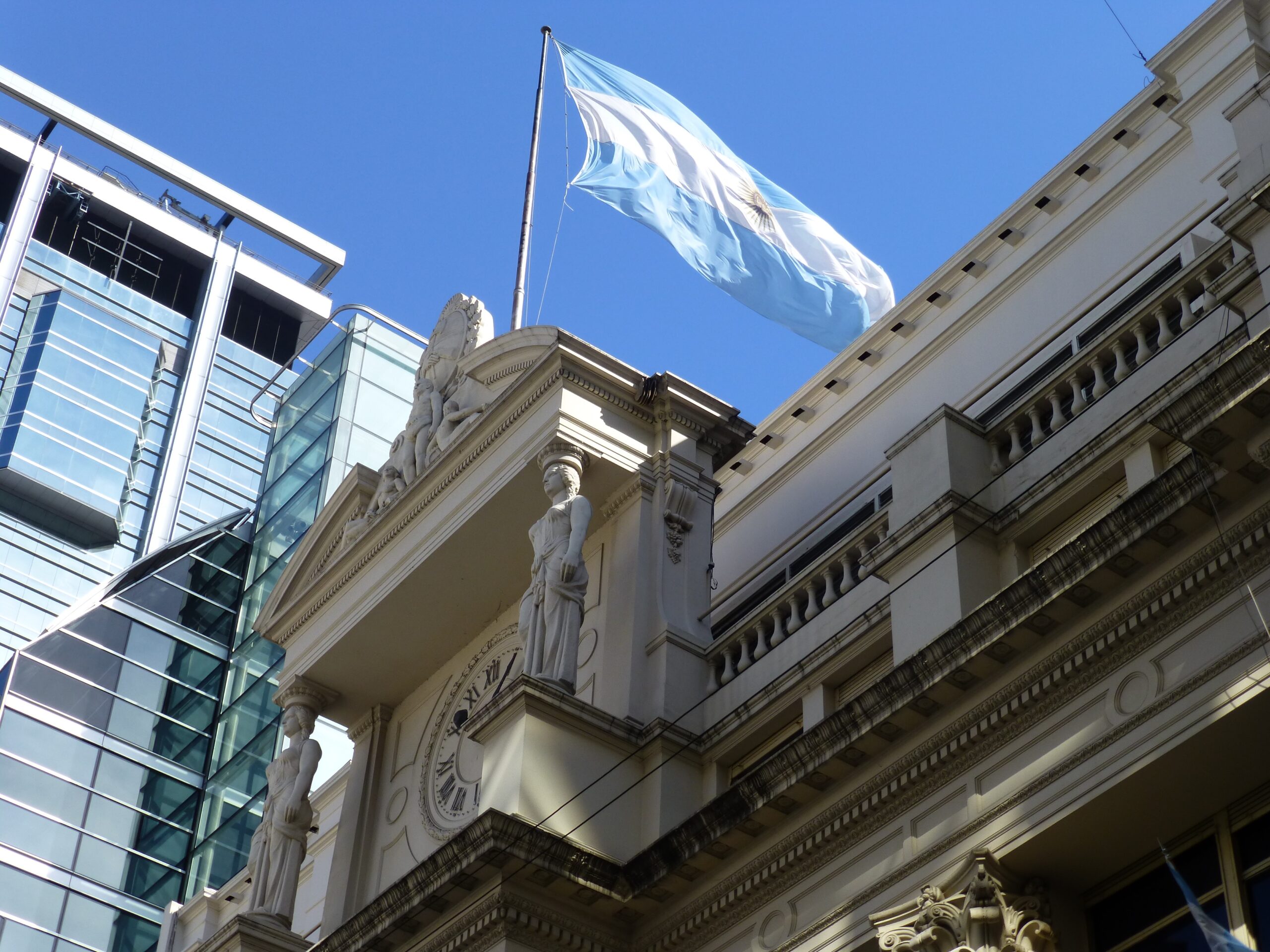 El BCRA flexibilizó medidas para importadores de bienes de capital El BCRA flexibilizó medidas para importadores de bienes de capital