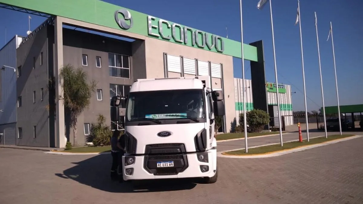 Misión cumplida: Desembarcan en EE.UU. los equipos de Econovo, que suma demanda Misión cumplida: Desembarcan en EE.UU. los equipos de Econovo, que suma demanda