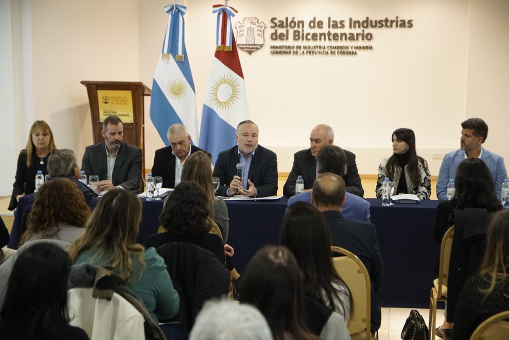 Alerta roja en Actividad de servicios de Comercio Exterior de la región Alerta roja en Actividad de servicios de Comercio Exterior de la región