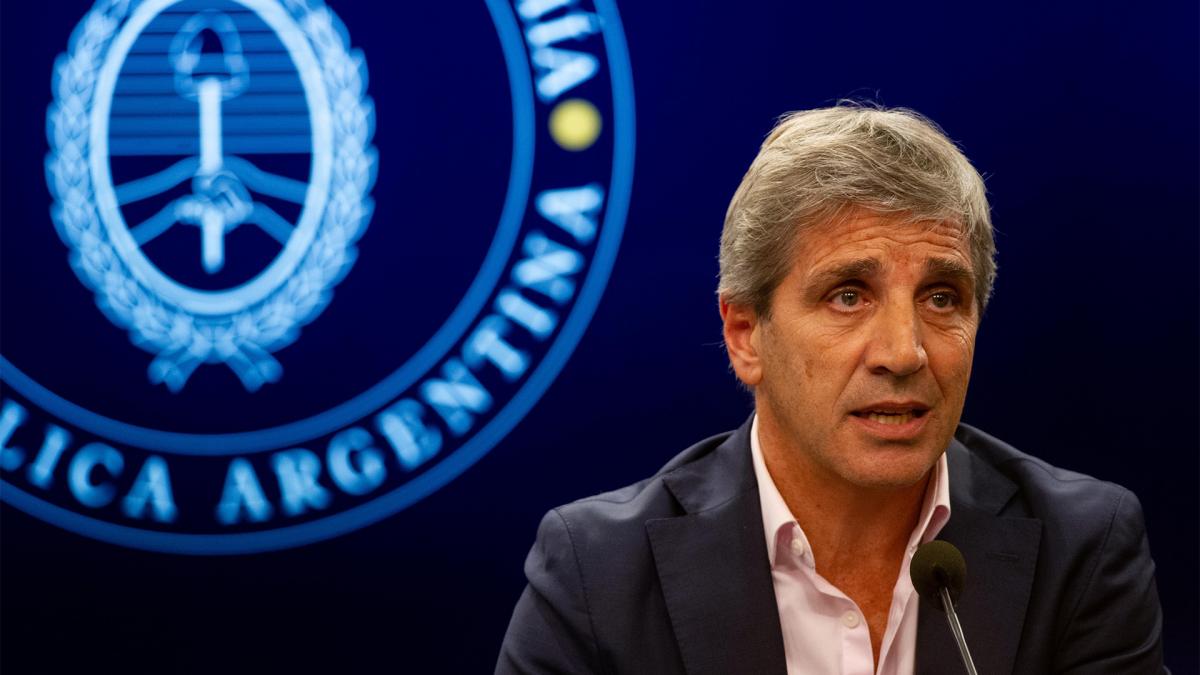 Economía: Ordenar la “macro” para que la “micro” se acomode sola Economía: Ordenar la “macro” para que la “micro” se acomode sola