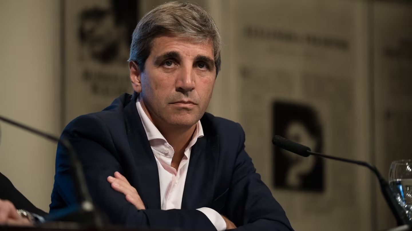 Preguntas de empresarios para el ministro Caputo Preguntas de empresarios para el ministro Caputo