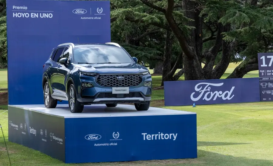 Ford con su alta gama en el 118º Abierto de la República Ford con su alta gama en el 118º Abierto de la República