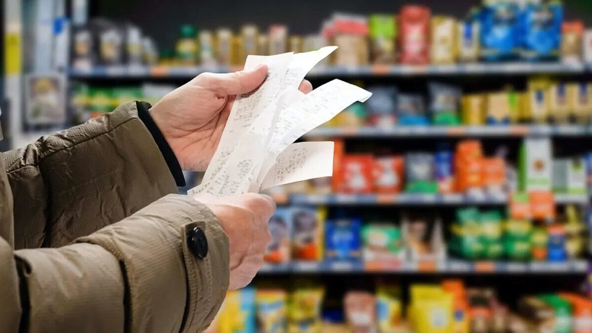 La economía argentina en pausa: salarios bajos, consumo estancado La economía argentina en pausa: salarios bajos, consumo estancado